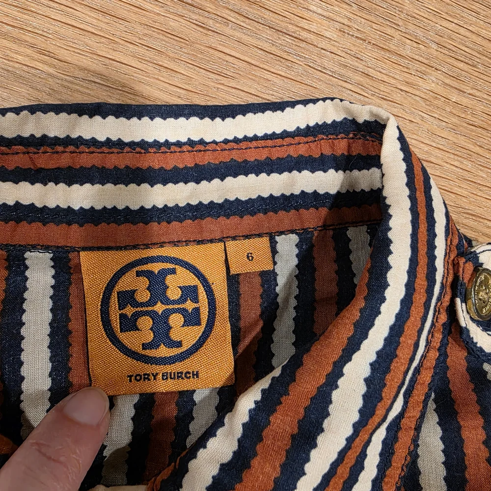 Tory Burch Button Down Dress Shirt Long Sleeve Stripe Blue Cream Orange Size 6 - Picture 7 of 11